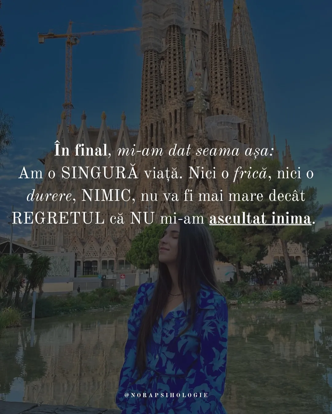 Nora în fața Sagradei Familia și o fotografie din prima zi de școală, cu textul postării scris peste